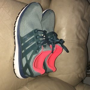 Adidas mens shoes size 8